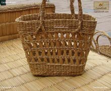 natural-straw-basket