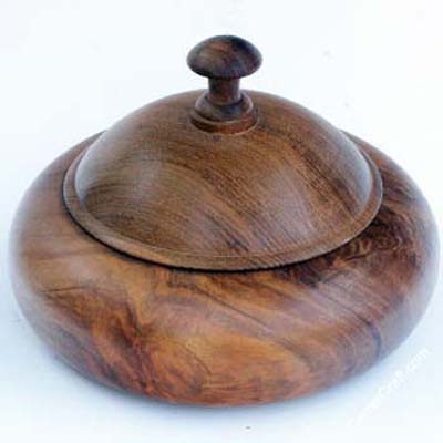 walnut-wooden-dish